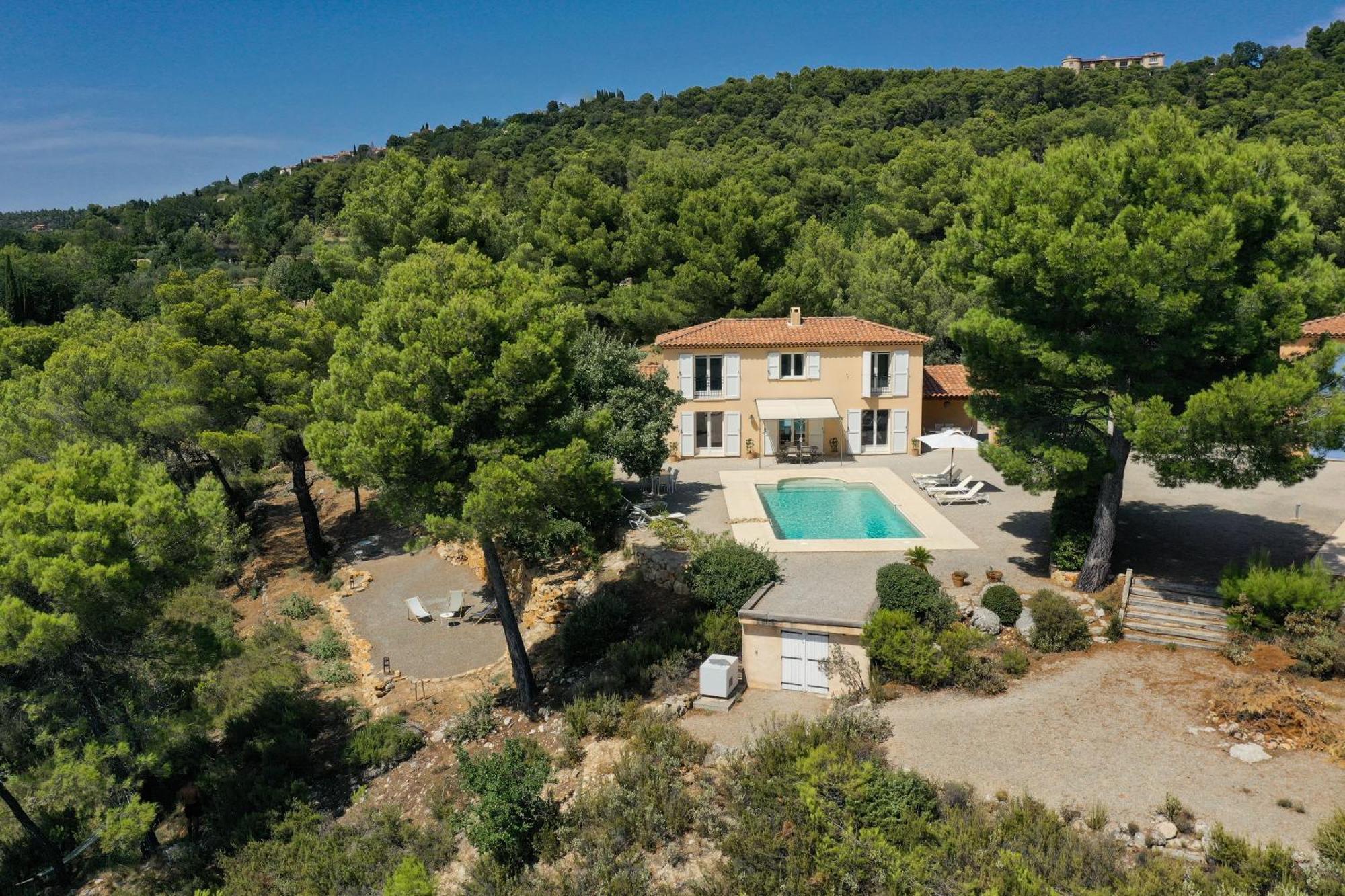 Villa "Le Sortilege" Vue Panoramique Et Piscine Tourtour Luaran gambar